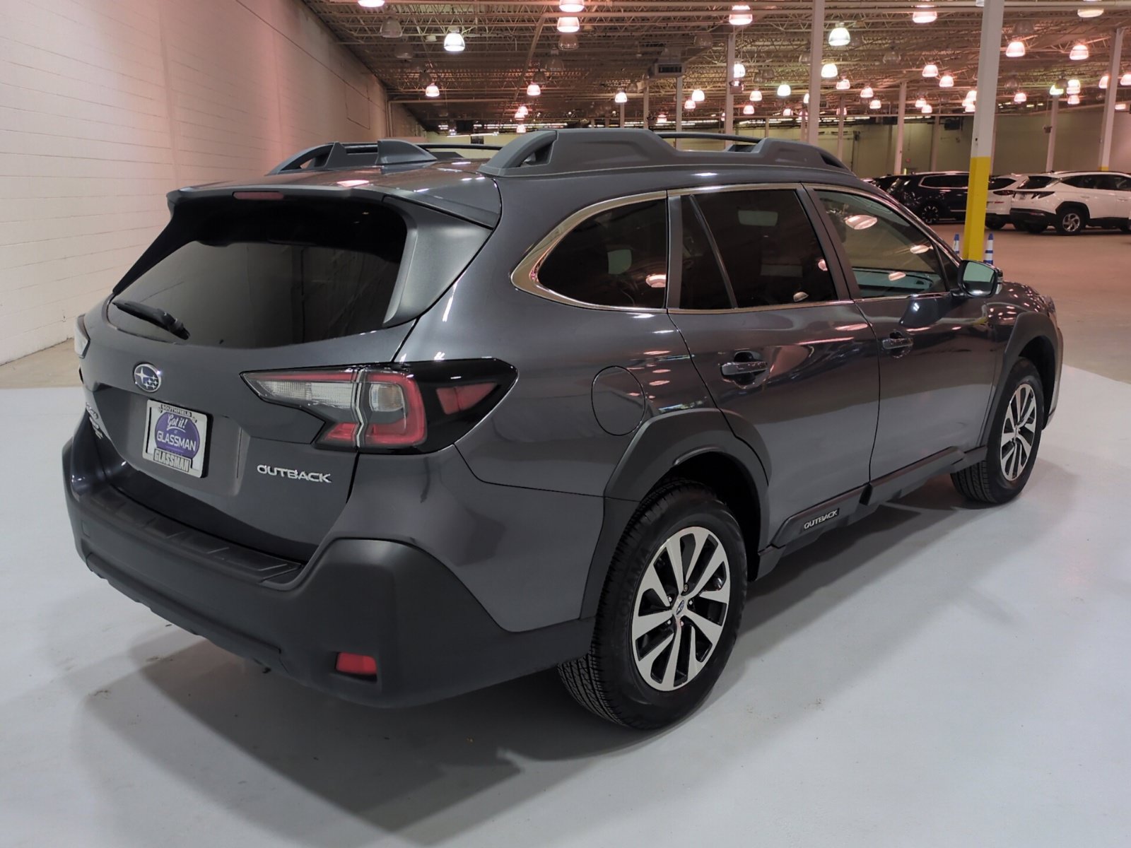 Certified 2025 Subaru Outback Premium w/ Popular Package #1A AWD/4WD image 3