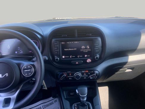 Certified 2024 Kia Soul LX w/ Option Group 015 FWD image 7