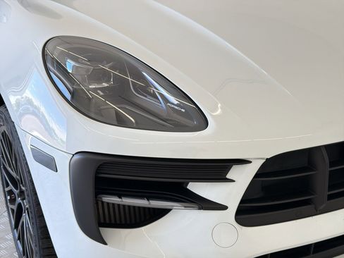 Used 2020 Porsche Macan GTS AWD/4WD image 11