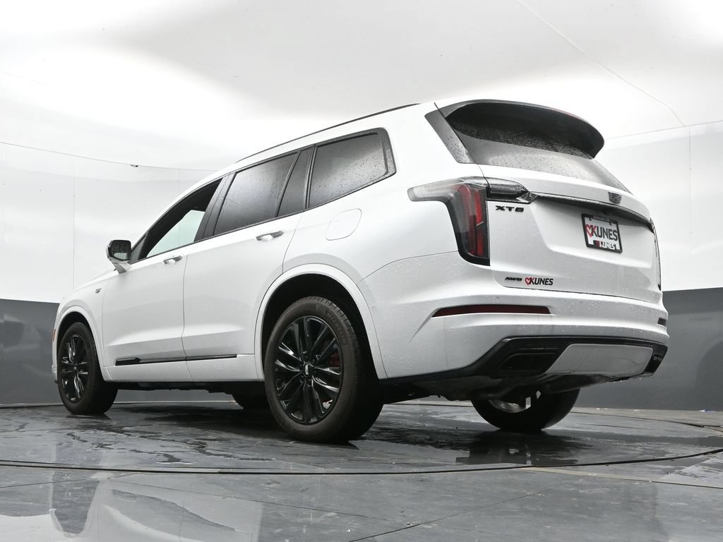 Used 2024 Cadillac XT6 Sport w/ LPO, ONYX Package AWD/4WD image 46
