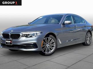Used 2019 BMW 530i xDrive w/ Premium Package AWD/4WD video 1