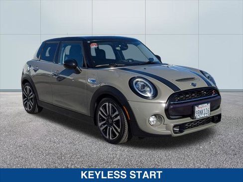 Used 2019 MINI Cooper S image 7