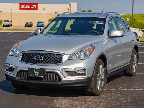 Used 2016 INFINITI QX50 AWD w/ Premium Plus Package image 3