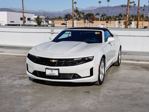 Used 2023 Chevrolet Camaro LT image 4