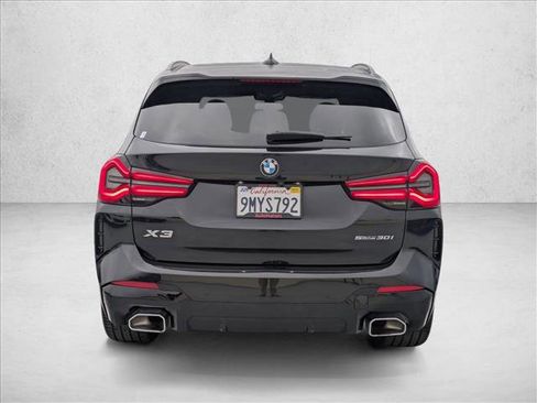 Used 2024 BMW X3 sDrive30i w/ Premium Package image 7