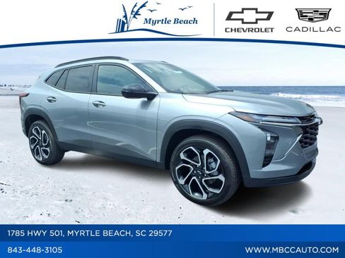 New 2026 Chevrolet Trax RS w/ Sunroof Package FWD image 1