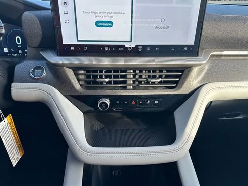 New 2026 Ford Explorer Platinum w/ LUX Leather Package image 19