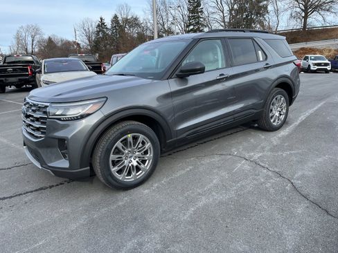 New 2026 Ford Explorer Active w/ Active Comfort Package image 23