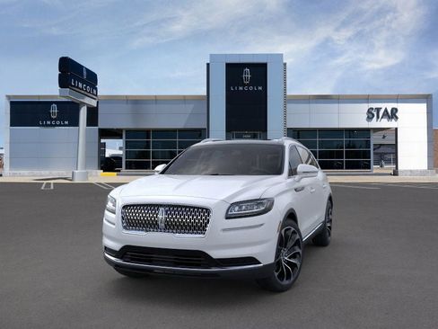 New 2022 Lincoln Nautilus Reserve w/ Luxury Package image 2