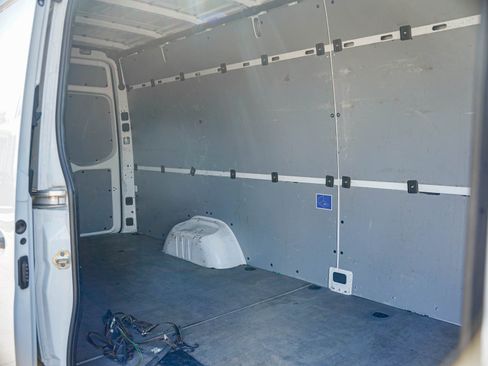 Used 2024 Mercedes-Benz Sprinter 3500 image 10
