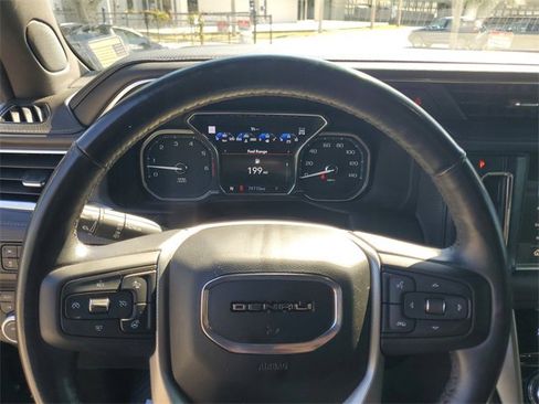 Used 2021 GMC Yukon Denali w/ LPO, Illumination Package image 18