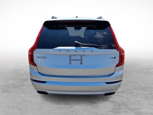 Used 2018 Volvo XC90 T6 Momentum w/ Convenience Package AWD/4WD image 4