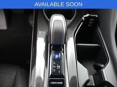 Used 2025 Toyota Crown Signia AWD/4WD image 26