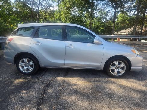 Used 2007 Toyota Matrix XR FWD image 12