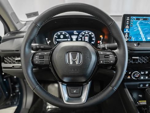 Used 2025 Honda Accord Touring image 27