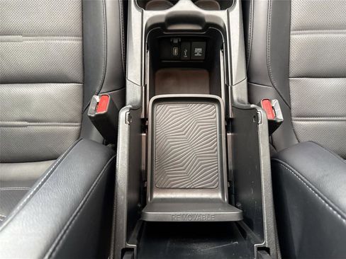 Used 2018 Honda CR-V Touring image 35