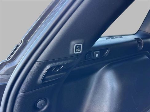 Used 2022 Jeep Grand Cherokee Altitude image 16