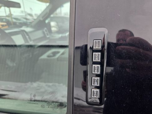 Used 2020 Ford F150 XLT image 21