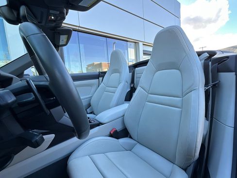 Used 2022 Porsche 911 Carrera GTS image 5