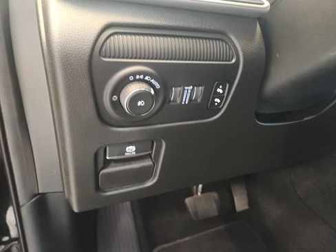Used 2022 Jeep Wagoneer Series I w/ Premium Group I RWD image 24