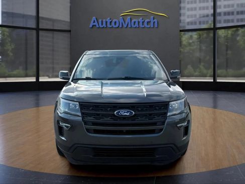 Used 2018 Ford Explorer Sport w/ Equipment Group 401A AWD/4WD image 3