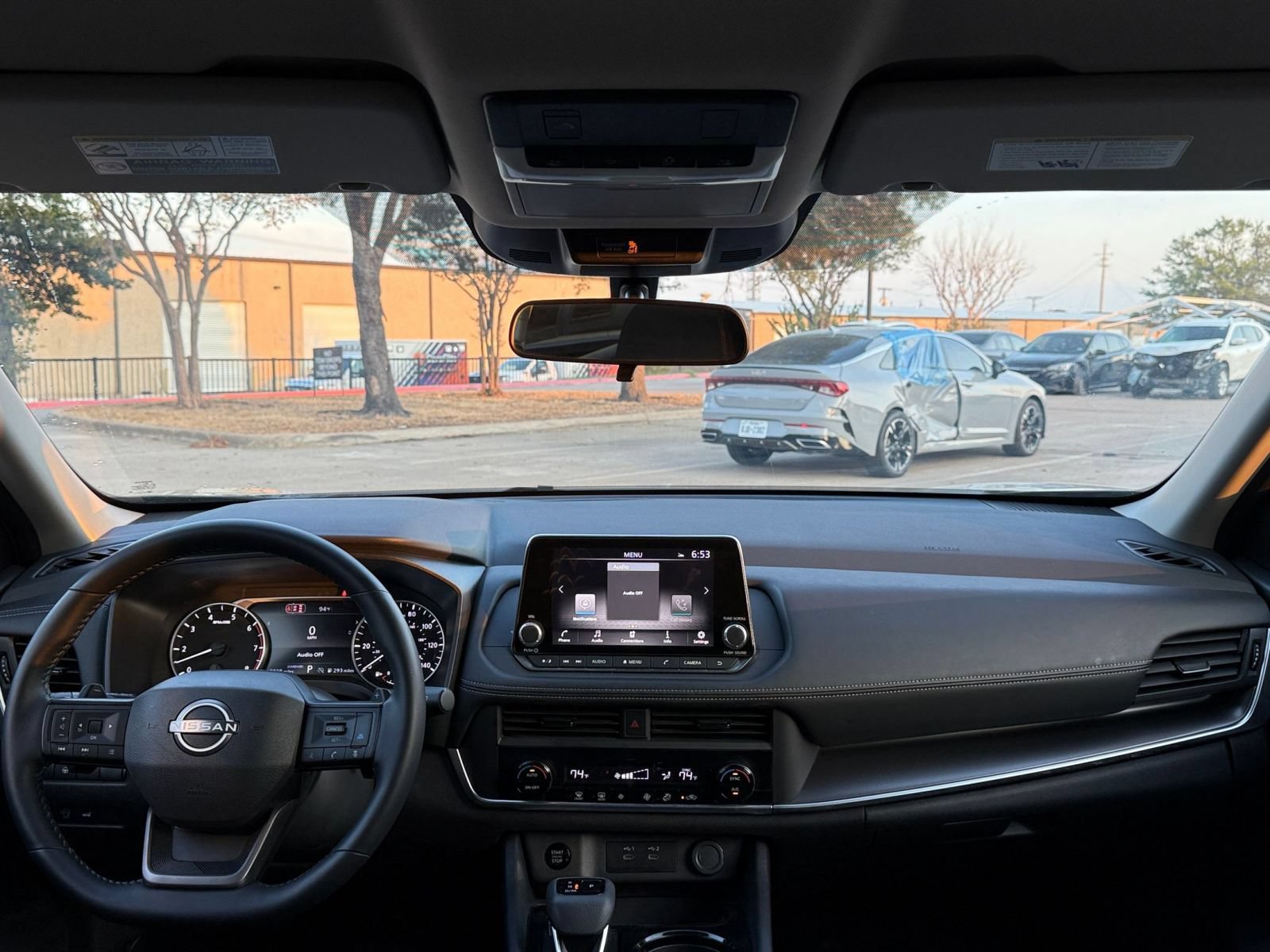Used 2026 Nissan Rogue SV FWD image 33