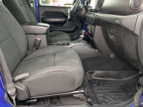 Used 2019 Jeep Wrangler Unlimited Sport S image 29