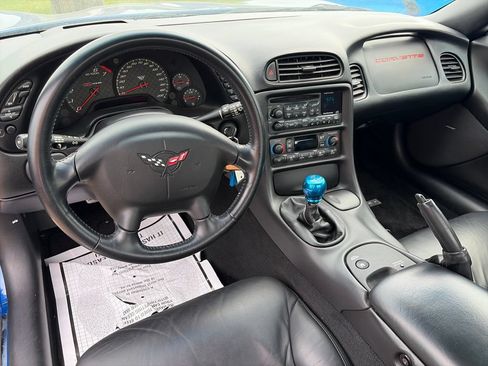 Used 2002 Chevrolet Corvette Z06 RWD image 9