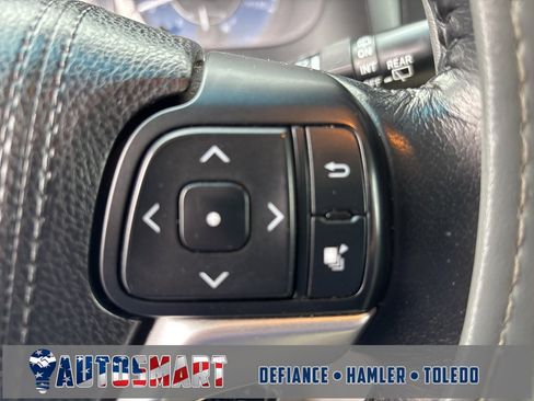 Used 2016 Toyota Sienna L image 25