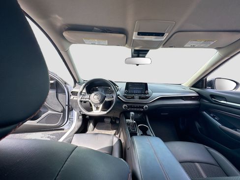 Used 2023 Nissan Altima 2.5 SR FWD image 22