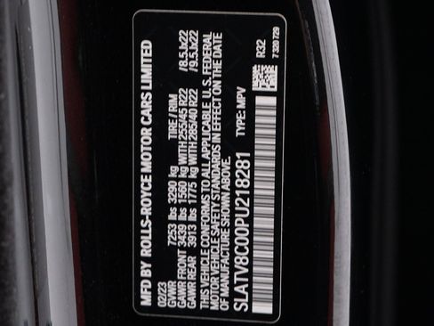 Certified 2023 Rolls-Royce Cullinan Black Badge w/ Driver's Package image 57