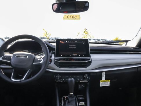 New 2026 Jeep Compass Limited image 13