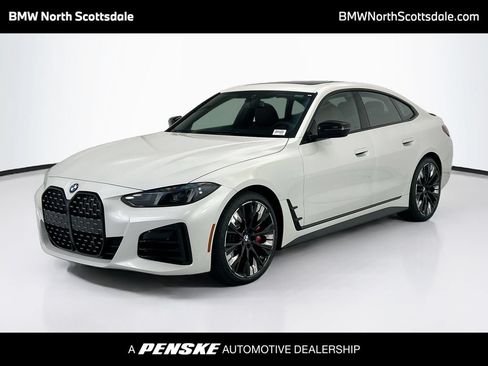 New 2026 BMW 430i w/ M Sport Package RWD image 1