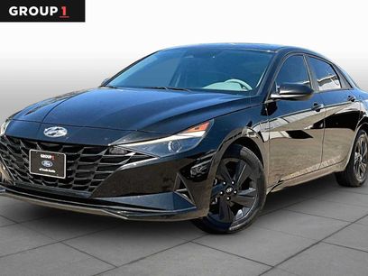 Used 2023 Hyundai Elantra SEL