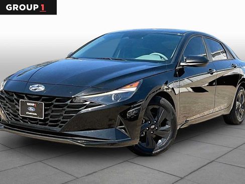 Used 2023 Hyundai Elantra SEL FWD image 1