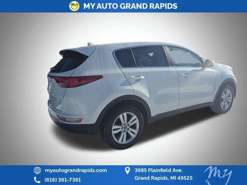 Used 2019 Kia Sportage LX image 14
