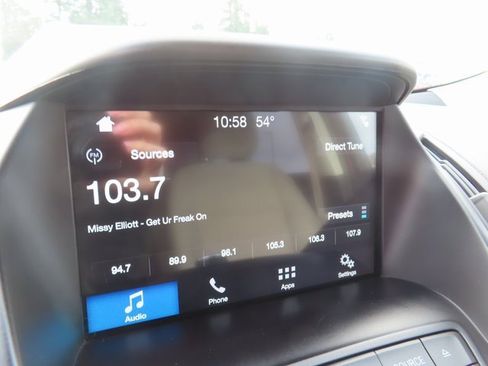 Used 2018 Ford Escape SE w/ SE Sync 3 Package image 22