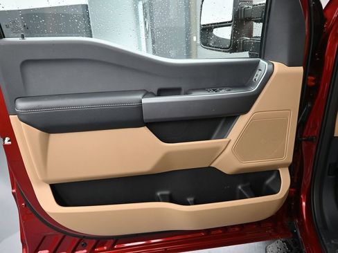 New 2025 Ford F350 XLT image 19