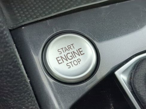 Used 2024 Volkswagen Tiguan S image 27