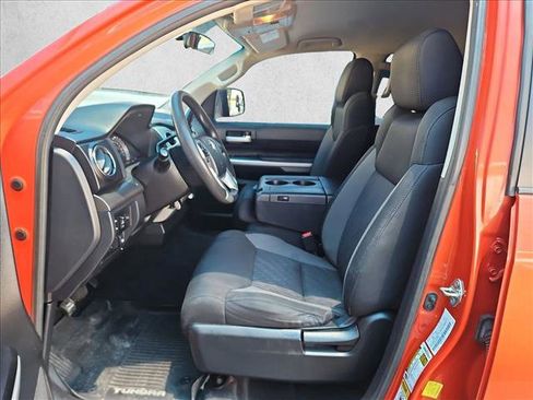 Used 2017 Toyota Tundra SR5 w/ TRD Off Road Package AWD/4WD image 14