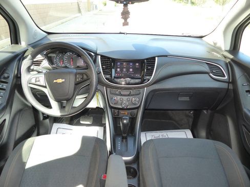 Used 2020 Chevrolet Trax LS w/ Tint and Cruise Package FWD image 19