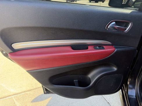 Used 2016 Dodge Durango R/T w/ Technology Group RWD image 15