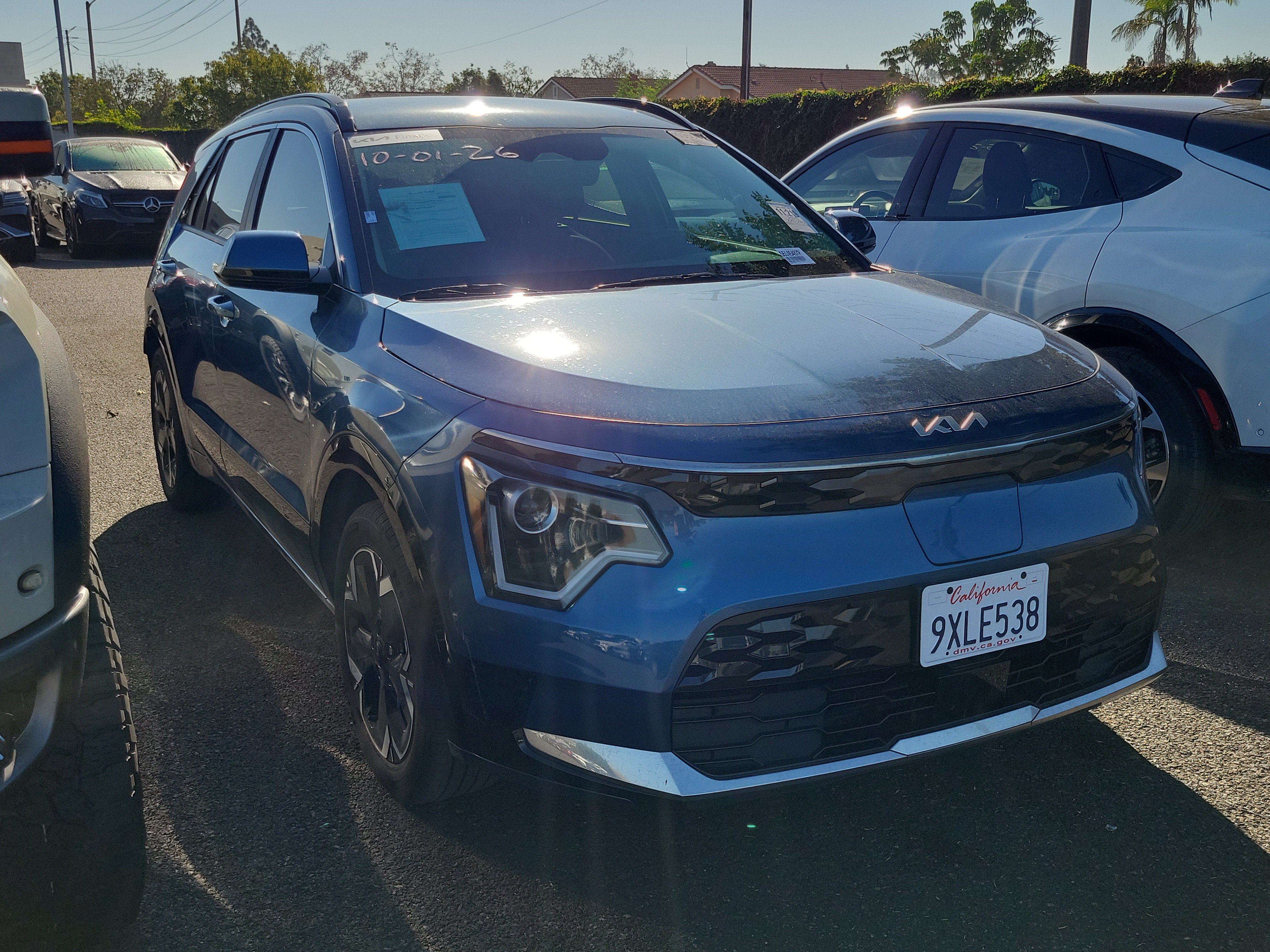 Used 2025 Kia Niro Wind w/ Wind Preserve Package FWD image 3