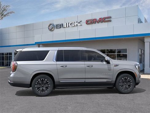 New 2026 GMC Yukon XL Elevation image 5