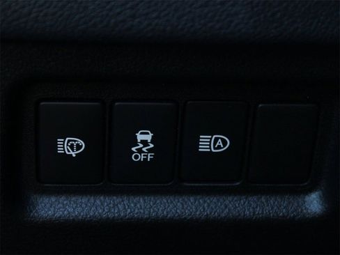 Used 2020 Lexus GX 460 Premium w/ Premium Package image 29