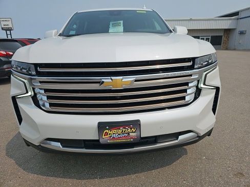 Used 2023 Chevrolet Suburban High Country w/ Premium Package 2 image 8