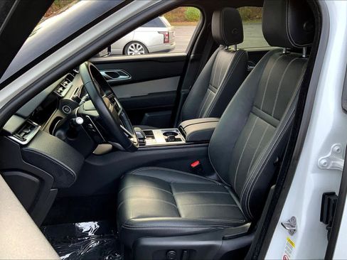 Used 2023 Land Rover Range Rover Velar R-Dynamic S image 8