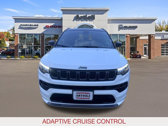 Certified 2025 Jeep Compass Limited w/ High Altitude Package AWD/4WD image 2