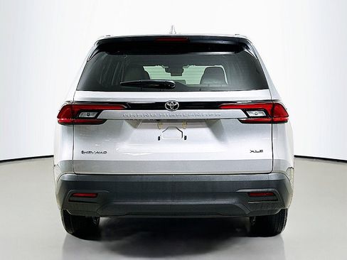 New 2026 Toyota Grand Highlander AWD Hybrid image 5