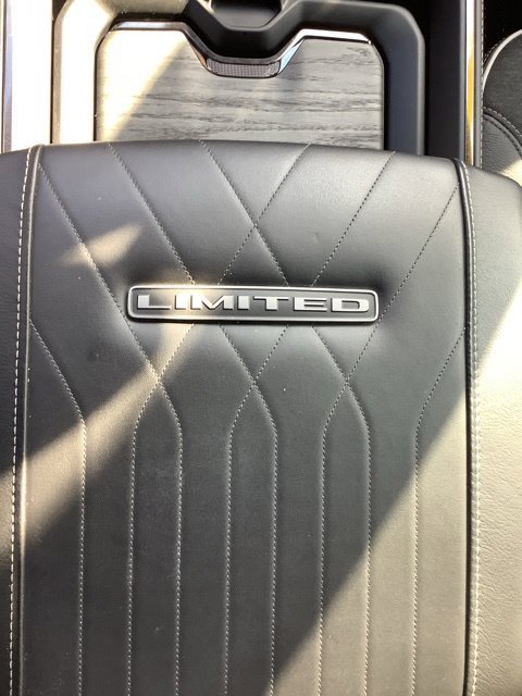 Used 2025 RAM 2500 Limited AWD/4WD image 20